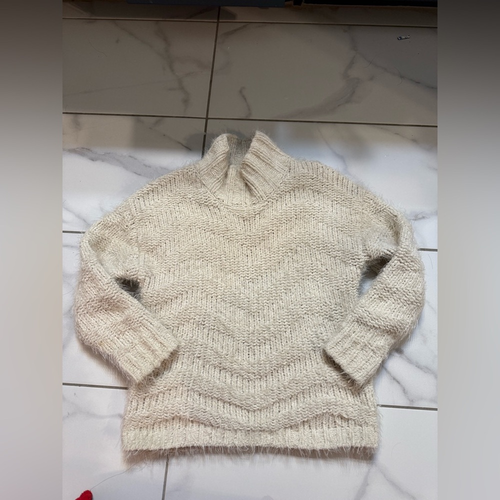 Elegant Cream Turtleneck Sweater